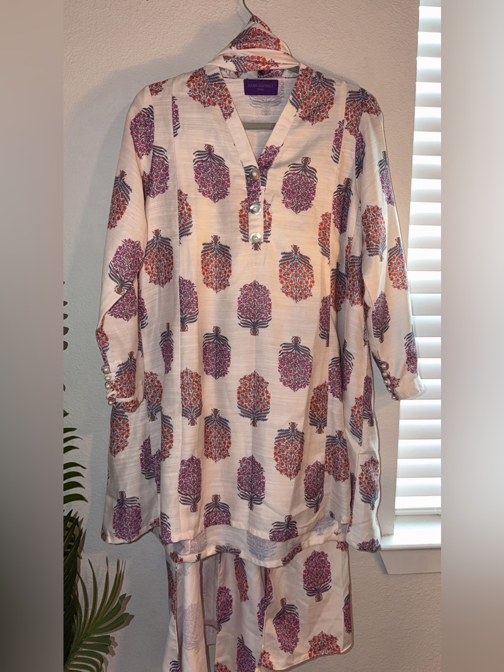SANA SAFINAZ 2 piece Printed Cream Tunic Top with duppata